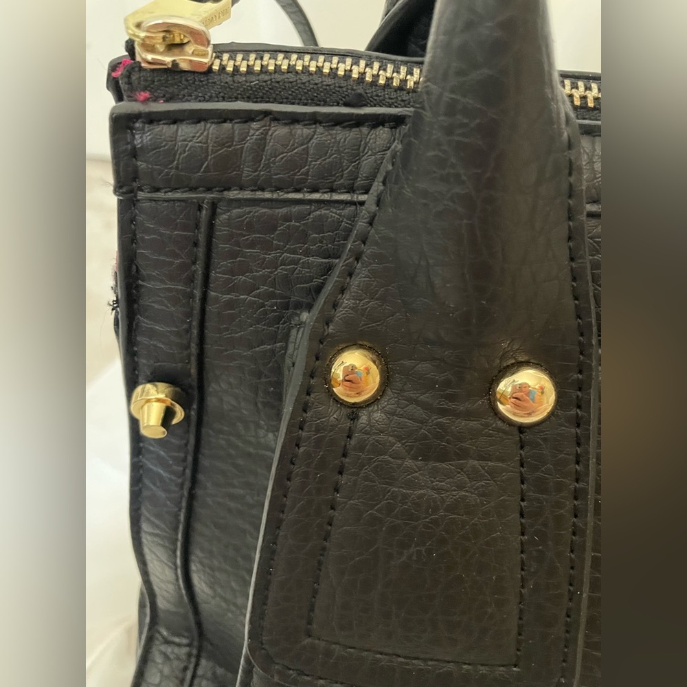 **Sold** Y2K Juicy Couture Black Leather Purse with Hot Pink Lining - Picture 6 of 15